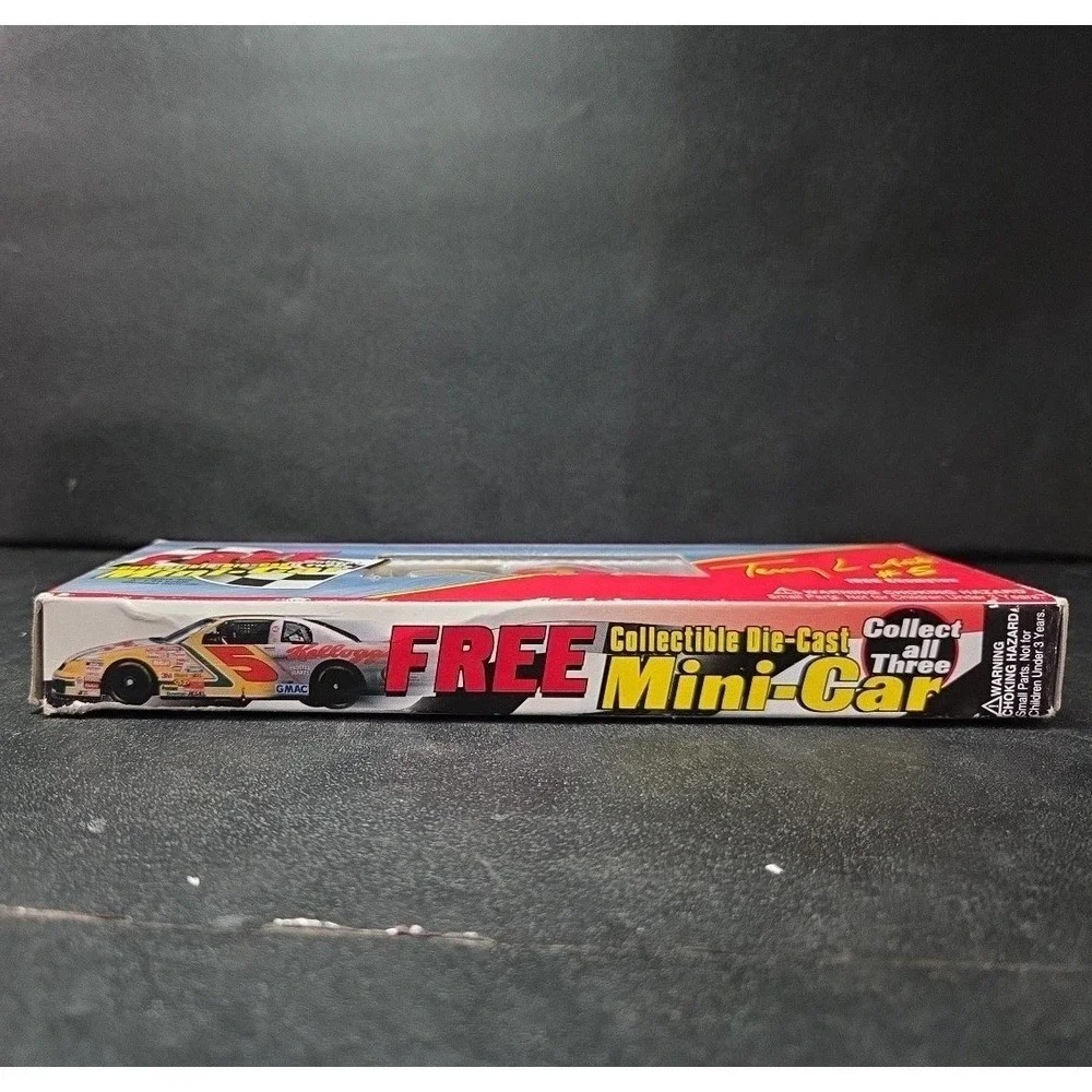 Kellogg's Racing Terry Labonte #5 Honey Crunch Corn Flakes 1:64 Die-Cast Car
